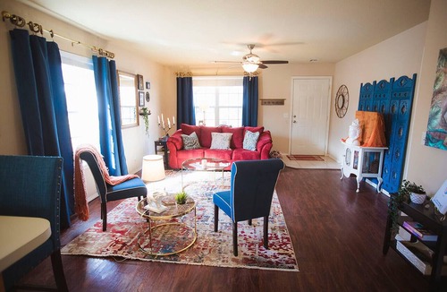 Downtown Apartment | Charming, trailside, near downtown and museum 2BR 2BA apartment