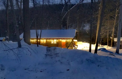 Greater Madawaska Cottage | Charming waterfront cottage @serene natural beauty