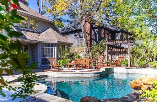 Barker House | Cherry Hills Poolside Escape by StayLage