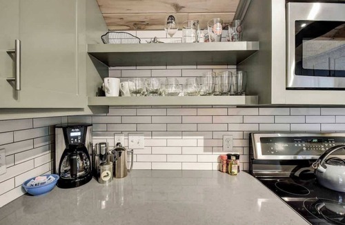 South River City House | Chic SoCo Studio | Balcony + Walkable Austin