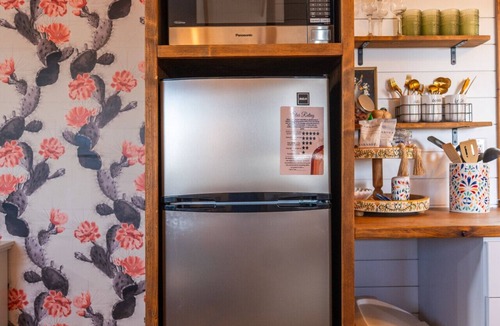Alpine Apartment | Chic Tiny Home Close to Everything @ Casa Paloma