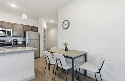Cleburne Apartment | Chisholm Trace 327 | Relaxing 2BD 2BA