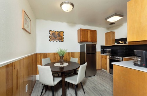 Cheyenne Condo | Clean & Comfortable 2BR Western Style Near Frontier Park