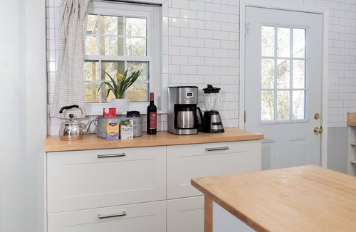 Folsom House | Clean, comfortable, peaceful home in Folsom! 4/2, 2 king beds, sleeps 12
