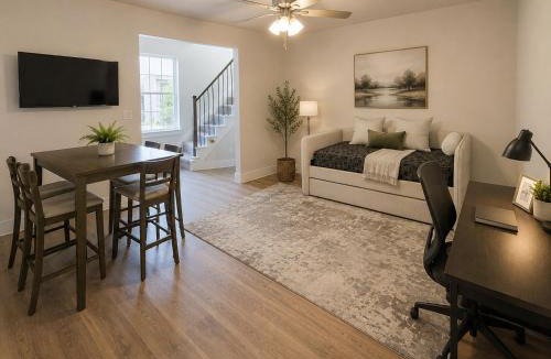 Plano Villa | Collin Creek Executive Residences