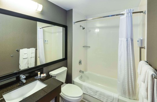 Thunder Bay Hotel | Comfort Inn Thunder Bay