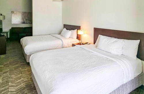 Ardmore Hotel | Comfort Suites Ardmore