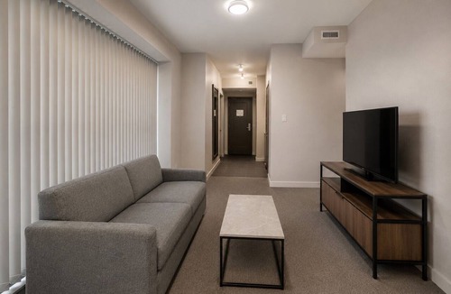 Fashion District Apartment | Comfortable 1BR Downtown Condo - Near Top Toronto Sights!