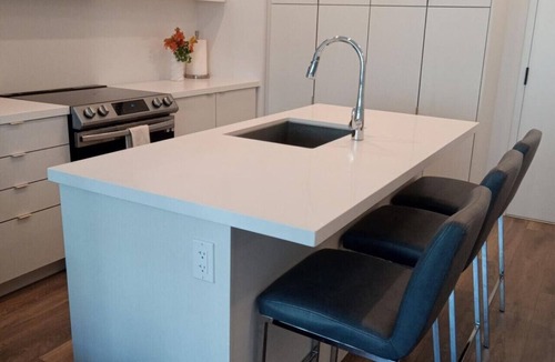 Innisfil Apartment | Comfy 1BR Condo w/Balcony, BBQ & Parking