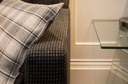 North Toronto House | Comfy 1BR Loft Coach House in Rosedale with parking