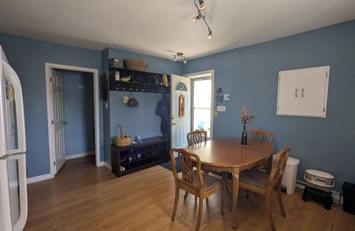 Hull House | Comfy by the 3 Rivers Pointe-Gatineau 3-4 month Rental Nov20-March31 OwnerInSun