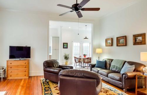 Natchez House | Comfy Central Natchez Hideaway: Walk to Dtwn!