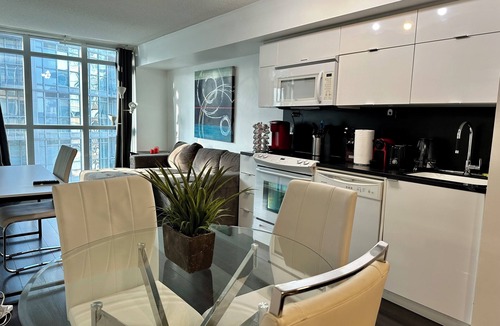 CityPlace Apartment | Comfy condo with King bed