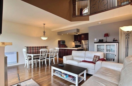 Bromont Apartment | Condo for rent in Bromont on the slopes!