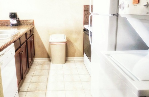 Lansing Condo | Condotels