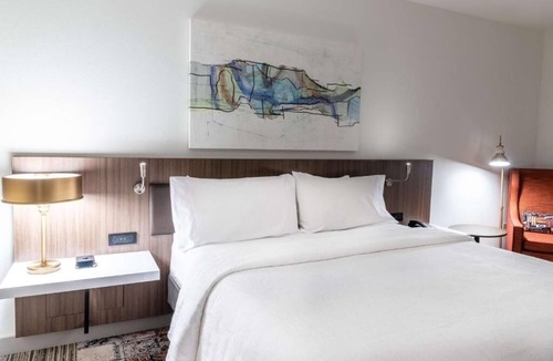 North Little Rock Hotel | Contemporary Comfort Close to River Trails, Parks & Local Charm