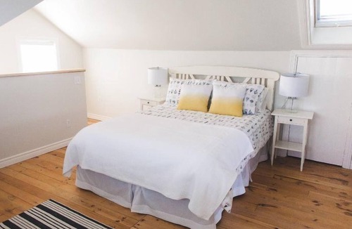 Wellington House | Corner Haven Main and Suite - Wellington PEC