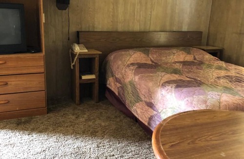 Lindsborg Hotel | Coronado West Motel