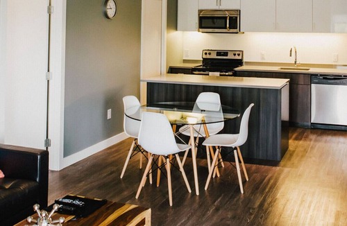 Winnipeg Apartment | Corporate Stays Comfortable & Quiet 2BR