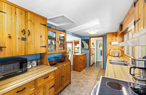 Northern Bruce Peninsula Cottage | Cottage ‘LUCA’