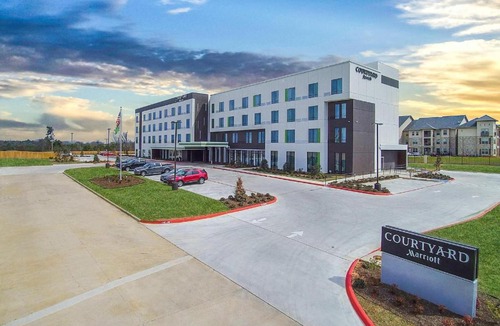 Longview Hotel | Courtyard by Marriott Longview North