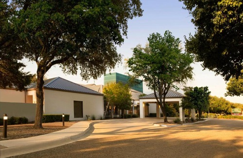 Las Colinas Hotel | Courtyard Dallas Las Colinas