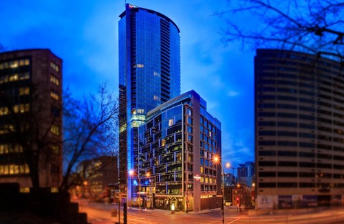 Ville-Marie Hotel | Courtyard par Marriott Montréal Centre-ville