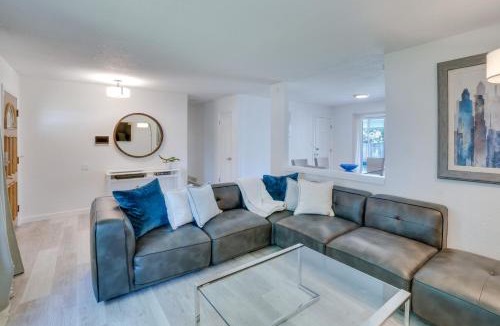 Castlewood House | Covered Patio & Fire Pit: Centennial Condo!
