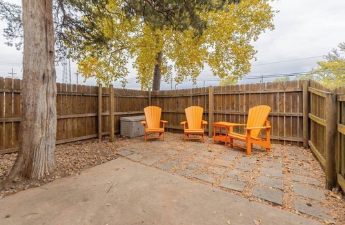 Stillwater House | Cowboy Bungalow - Walking Distance to Campus