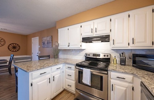 Springdale House | Cowboy Retreat: Experience the Wild West