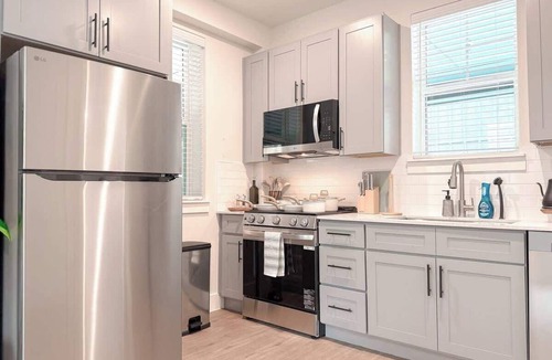 Junius Heights Apartment | Cozy 1 BD 1 B | DT | Deep Ellum | Lower Greenville