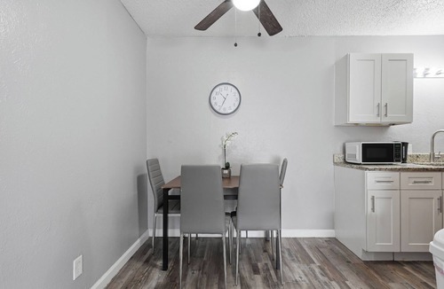 South Arlington Apartment | Cozy 1BR townhome perfect for relaxing stays