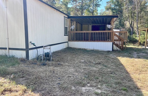 Montgomery Cabin | Cozy 2-bedroom, full-bathroom in Sam Houston National Forest