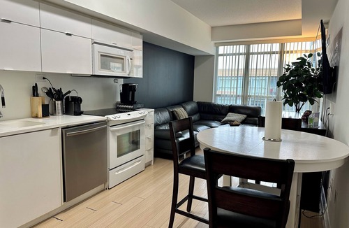 CityPlace Apartment | Cozy 2 bedrooms
