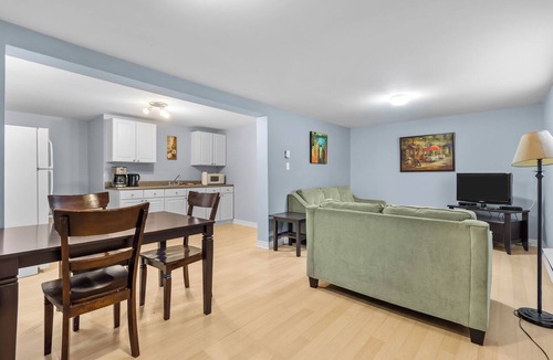 St. John's Apartment | Cozy 2BR Loft Fast WiFi Parking
