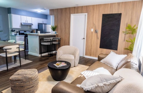 McKinney House | Cozy 3b2b Duplex Home in South Austin