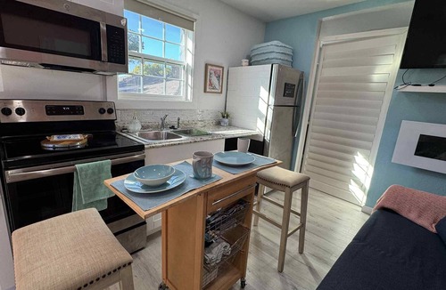 Rockwall Apartment | Cozy apartment in charming Rockwall with AC