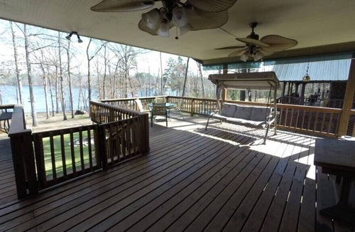 Jefferson House | Cozy Cabin Located on Lake O' the Pines . Full kitchen, Big Deck Sleeps 7
