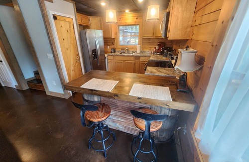 Heber Springs Cabin | Cozy Cabin Steps From The Little Red River