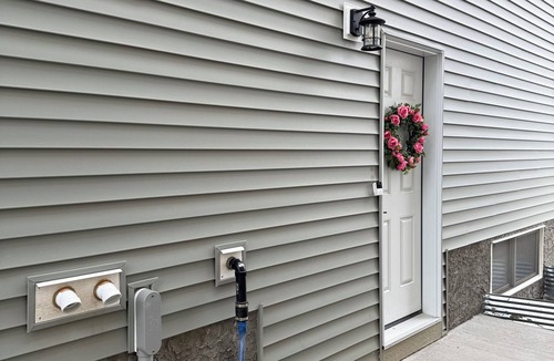 Saskatoon House | Cozy Corner Rentals
