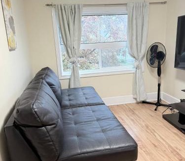 Winnipeg Apartment | Cozy Duplex 2nd floor suite