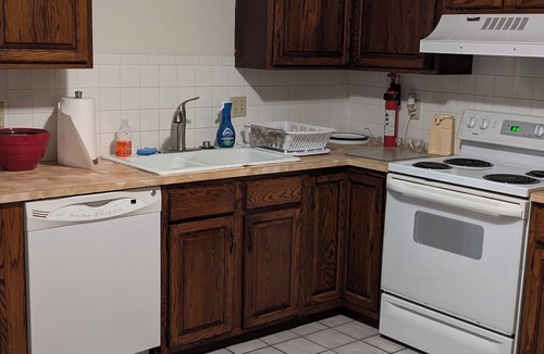 Hutchinson Apartment | Cozy Duplex apartment with AC in Hutchinson - 2 bedrooms available