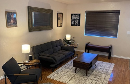 Kodiak House | Cozy Emerald Island home- walking distance to downtown Kodiak!