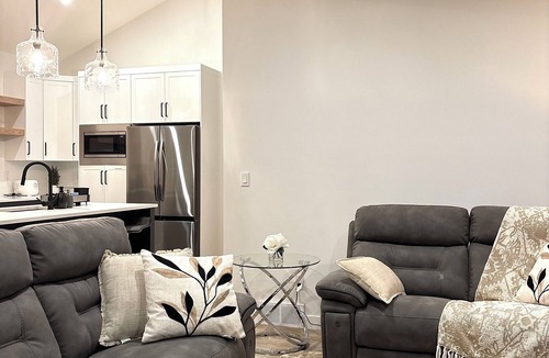 Saskatoon House | Cozy Heaven