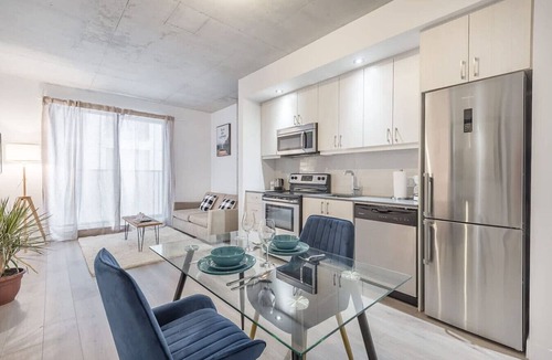 Cite Multimedia Apartment | Cozy hidden gem in the heart of Montreal