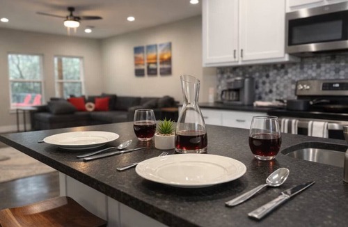 Pottsboro House | Cozy Home by Tanglewood | A Quiet Comfortable Stay