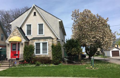 Niagara Falls Bed & Breakfast | Cozy House B&B