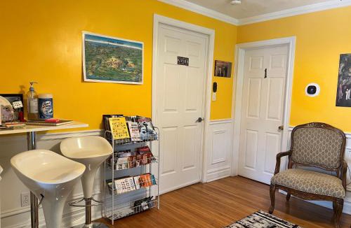 Niagara Falls Bed & Breakfast | Cozy House B&B