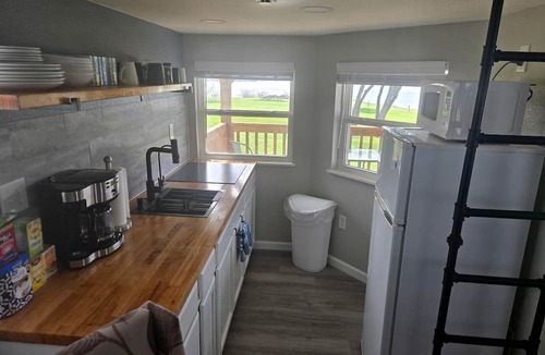 Little Elm Cabin | Cozy Lakefront Cabin with Private Beach Access Near Little Elm Beach, Little Elm TX