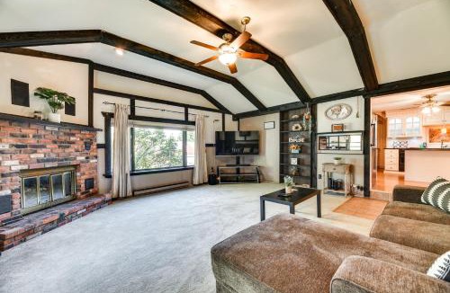 Lewiston House | Cozy Lewiston Home < 10 Mi to Niagara Falls!